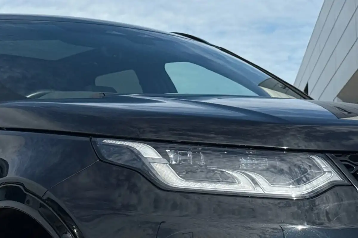 2023-land-rover-discovery-sport-20-d200-dynamic-hse-big-17
