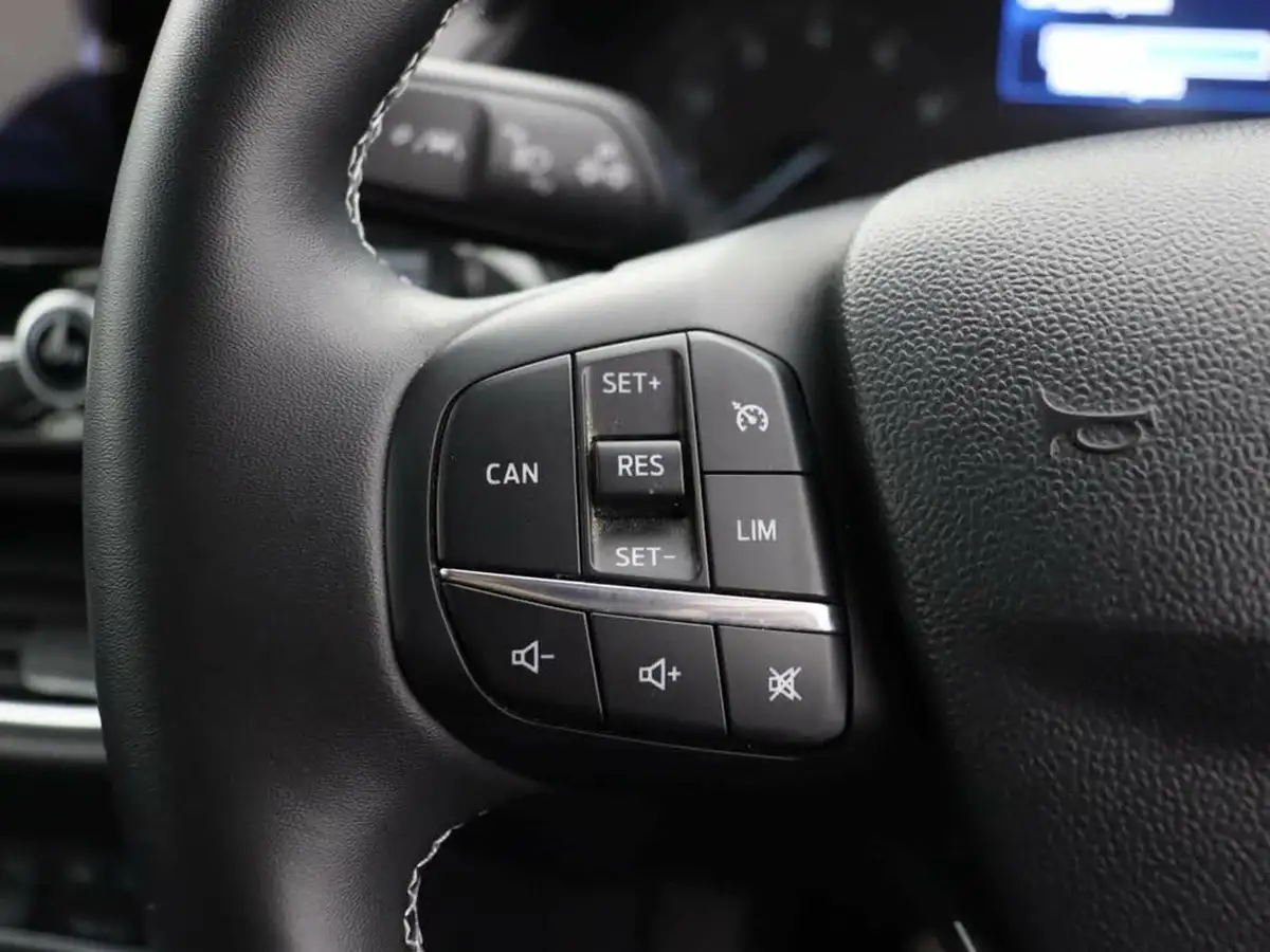 2022-ford-puma-suv-10-titanium-125ps-auto-big-34