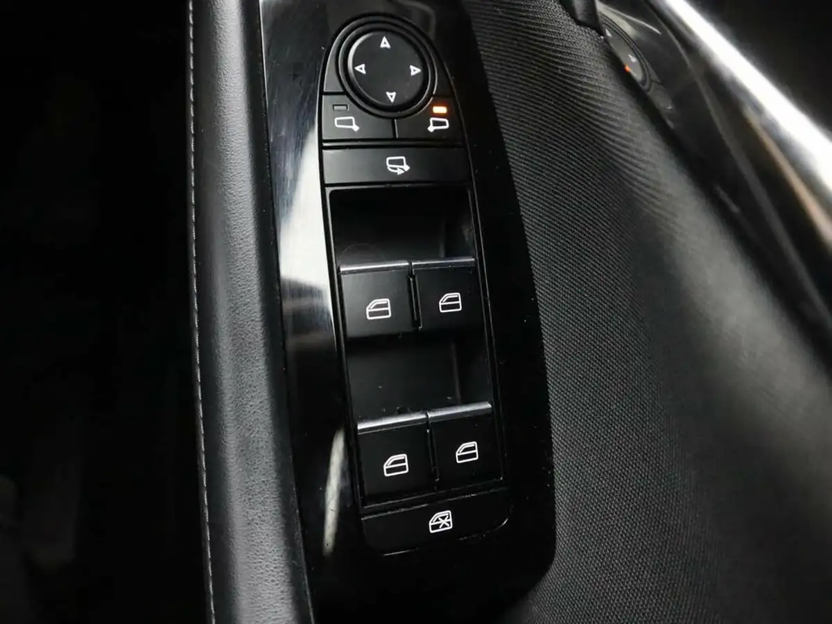 2022-mazda-cx-30-20-e-skyactiv-g-se-l-lux-big-36