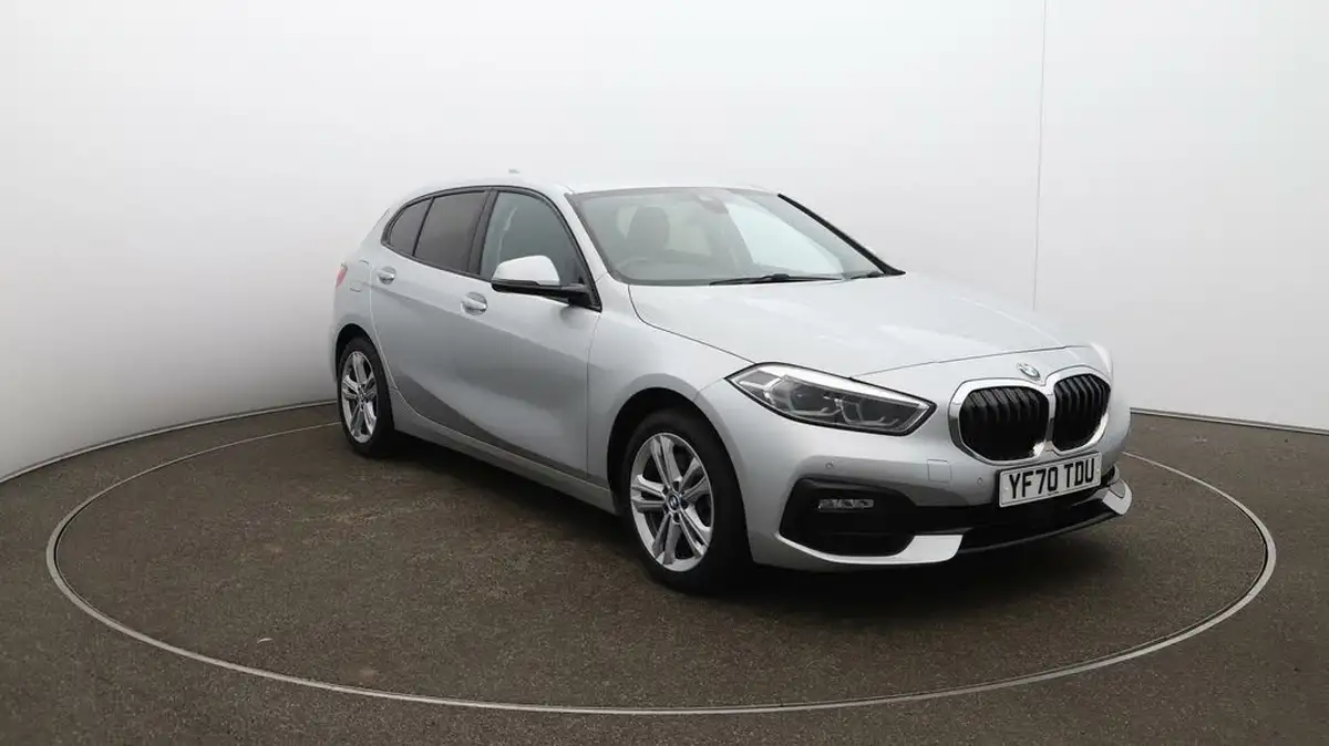 2020-bmw-1-series-big-36