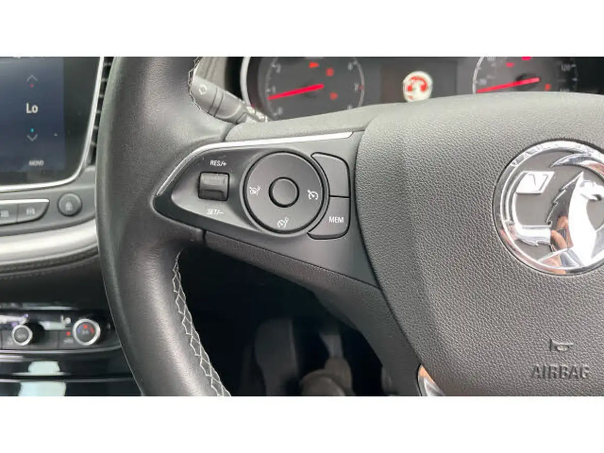 2019-vauxhall-grandland-x-12-sport-nav-big-20