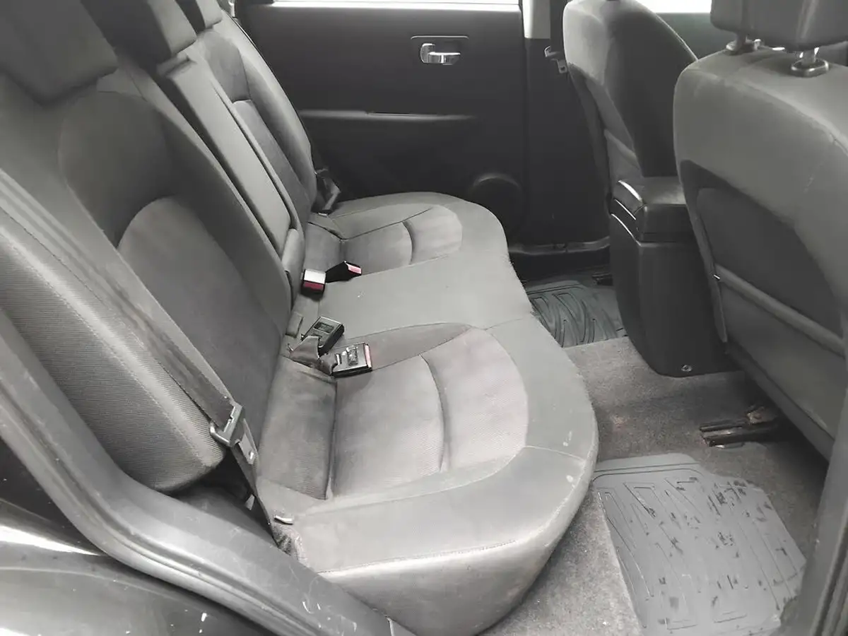 2012-nissan-qashqai-15td-acenta-big-8