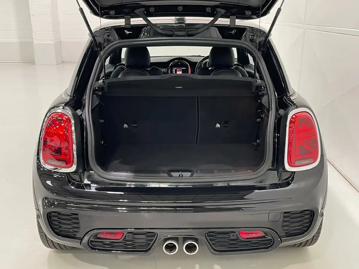 2019-mini-cooper-20-cooper-s-sport-189bhp-hatchback-3d-big-42