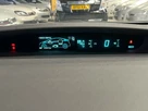 2010-toyota-prius-small-25