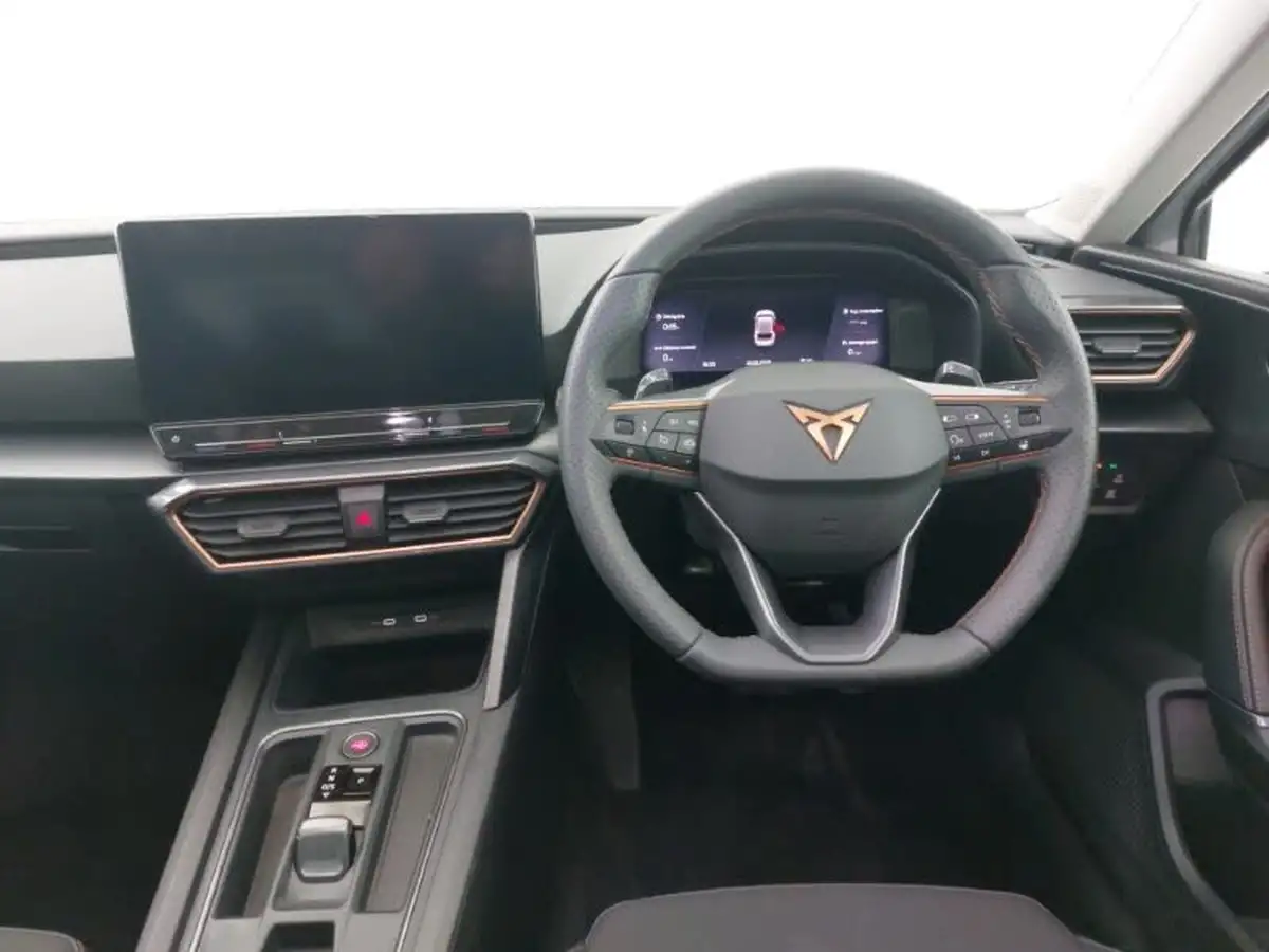 2024-cupra-leon-nf-15-etsi-v1-design-edition-hatchback-big-6