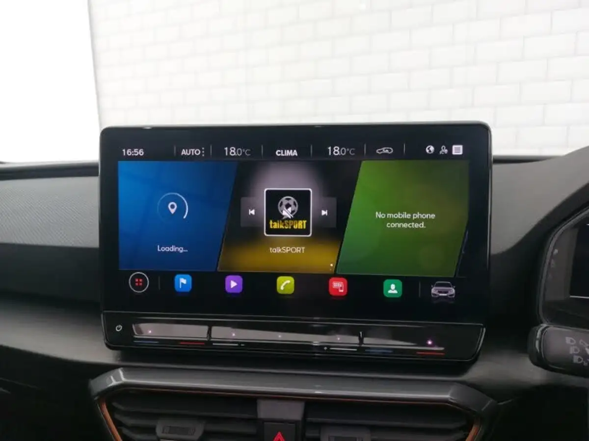2024-cupra-leon-nf-15-etsi-v1-design-edition-hatchback-big-10
