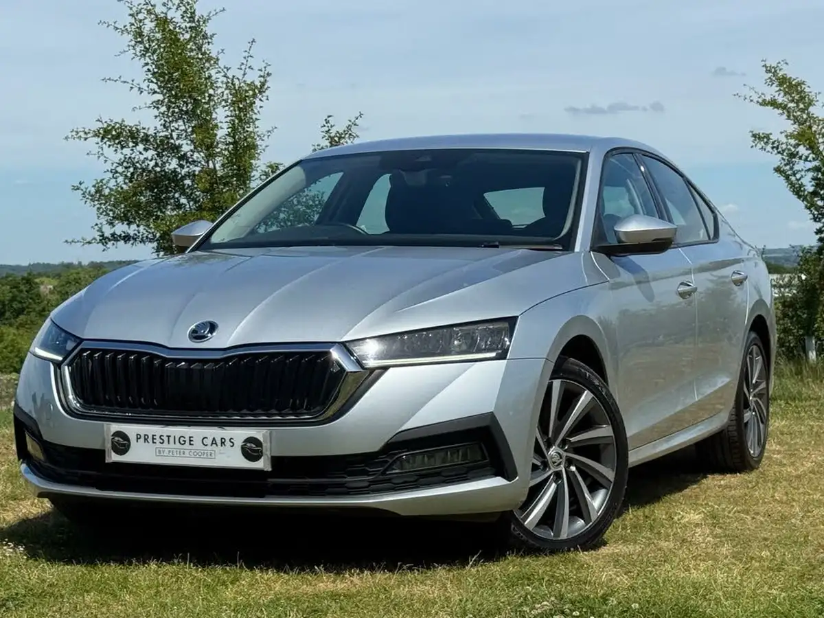 2020-skoda-octavia-15-tsi-se-first-edition-hatchback-big-2