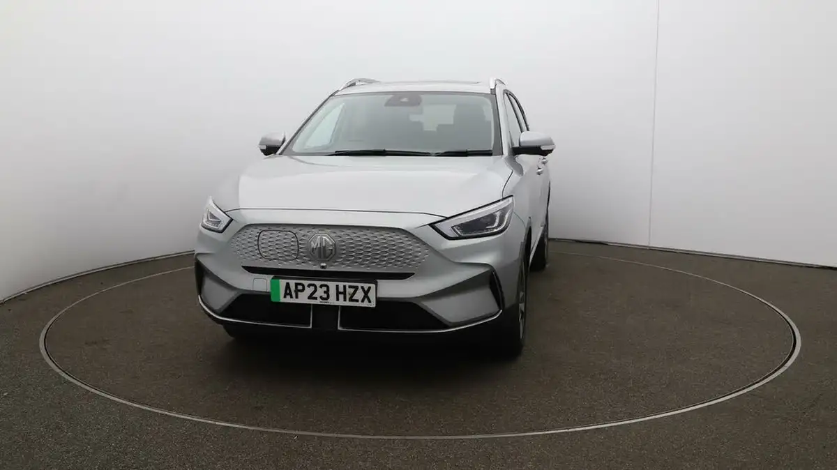 2023-mg-zs-suv-e-trophy-ev-176ps-big-40