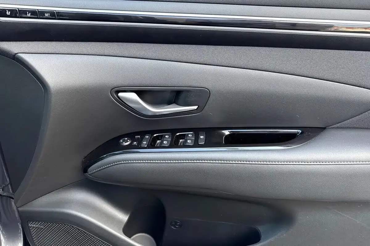 2022-hyundai-tucson-16-t-gdi-ultimate-150ps-big-20