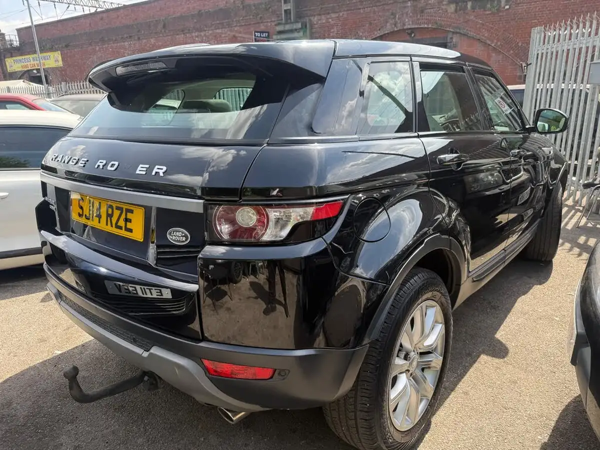 2014-land-rover-range-rover-evoque-22sd4-pure-auto-big-11