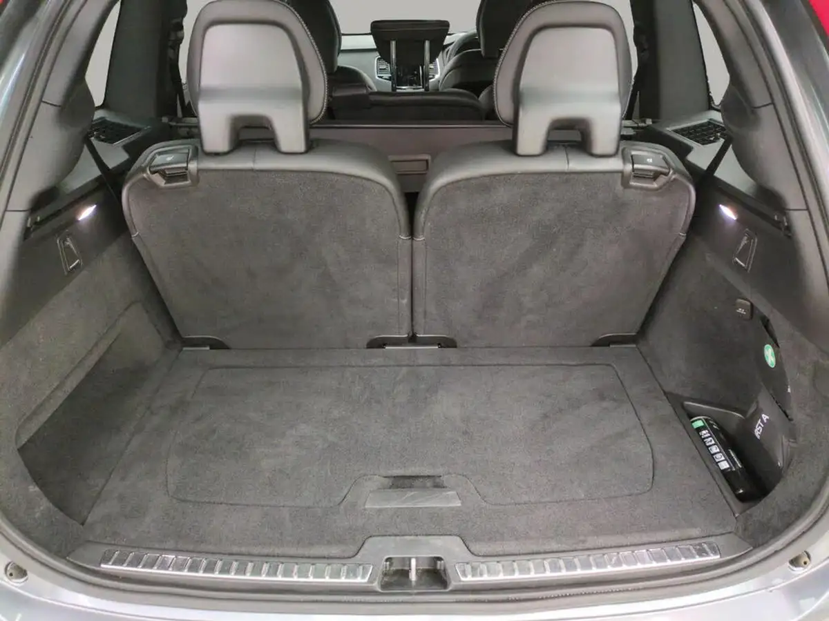 2018-volvo-xc90-20td-d5-r-design-4x4-big-47