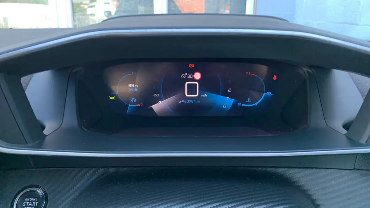 2022-peugeot-2008-suv-12-puretech-allure-premium-100bhp-big-12