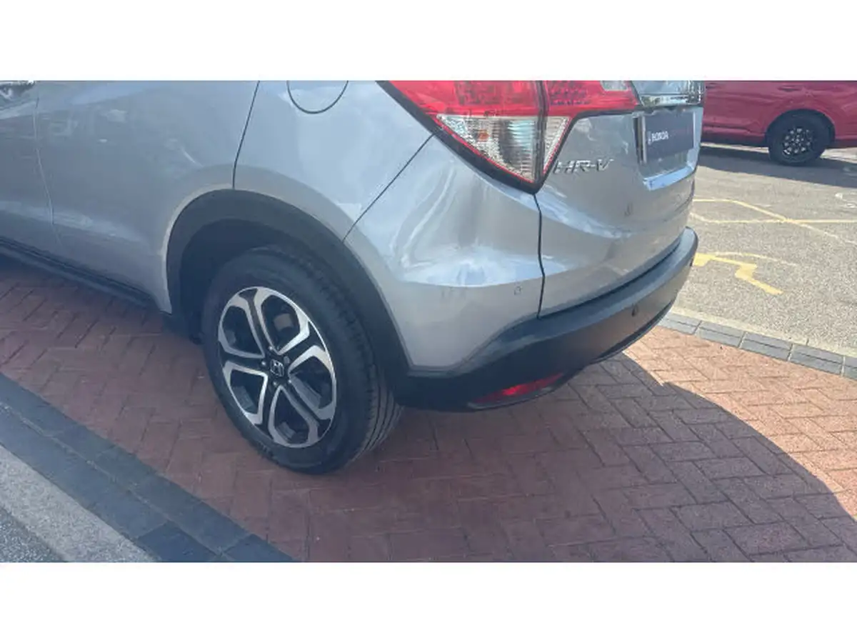 2018-honda-hr-v-15-i-vtec-se-big-40