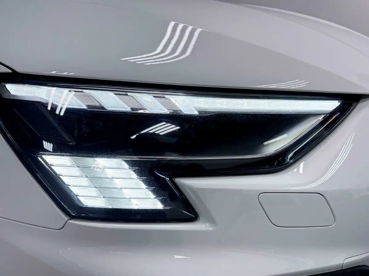 2021-audi-s3-20-tfsi-sportback-5d-big-17