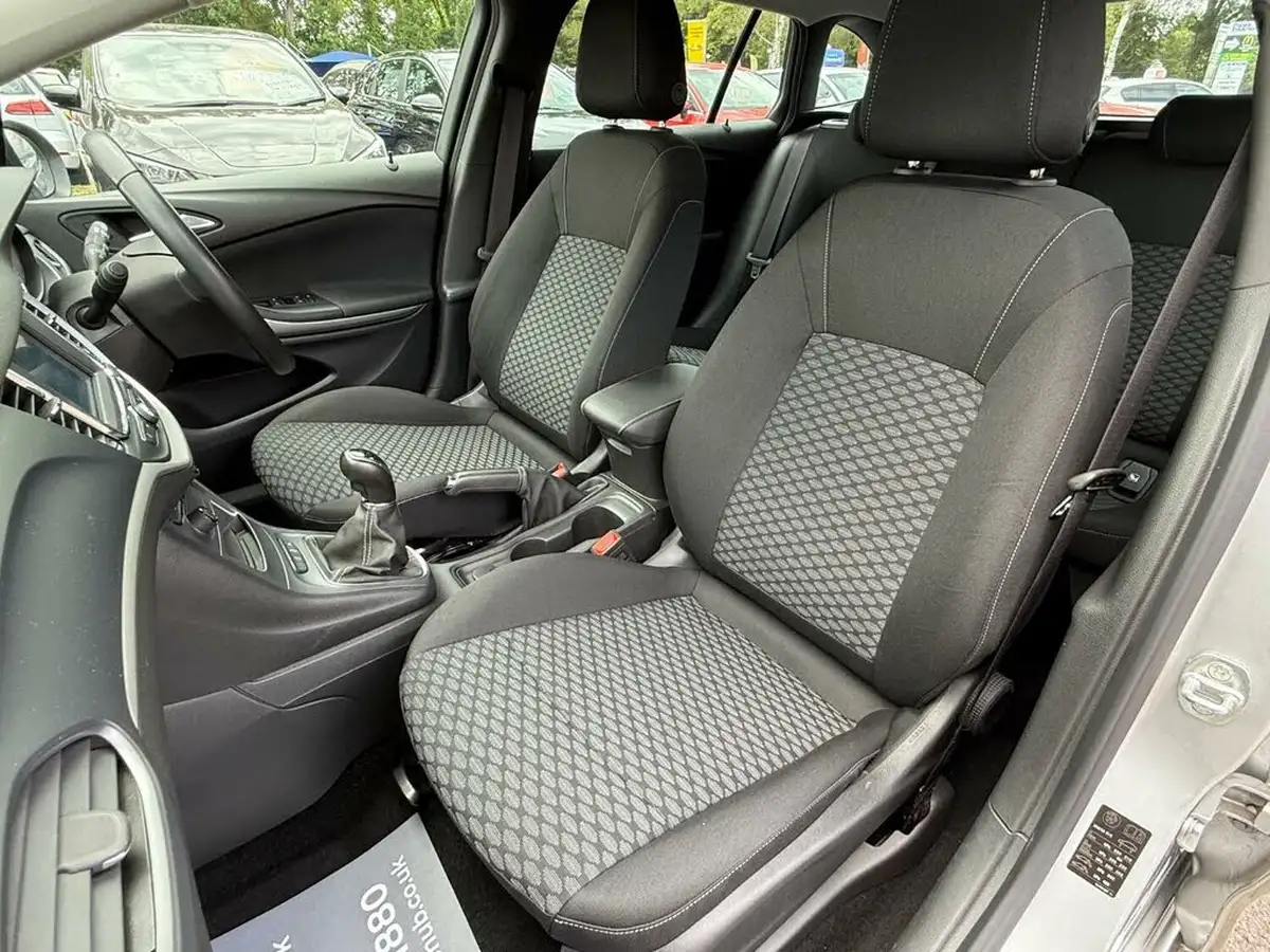 2021-vauxhall-astra-12-turbo-business-edition-nav-130ps-estate-big-41