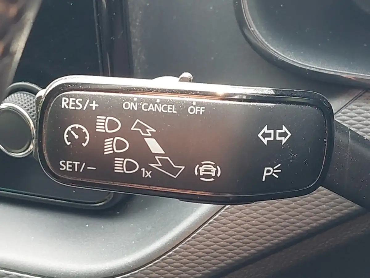2022-skoda-scala-10-tsi-se-109ps-big-11