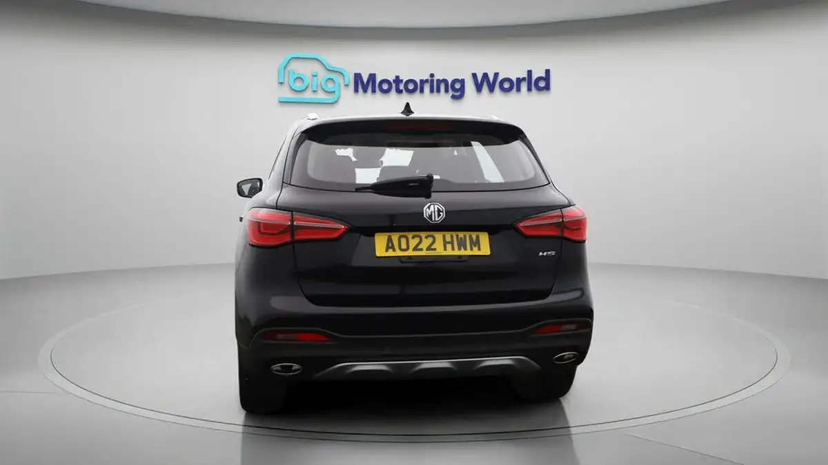 2022-mg-hs-15t-gdi-exclusive-162ps-dct-big-6