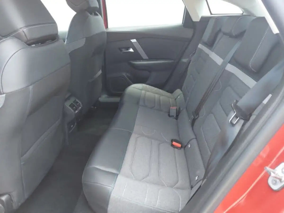2021-citroen-c4-12-puretech-sense-plus-big-5