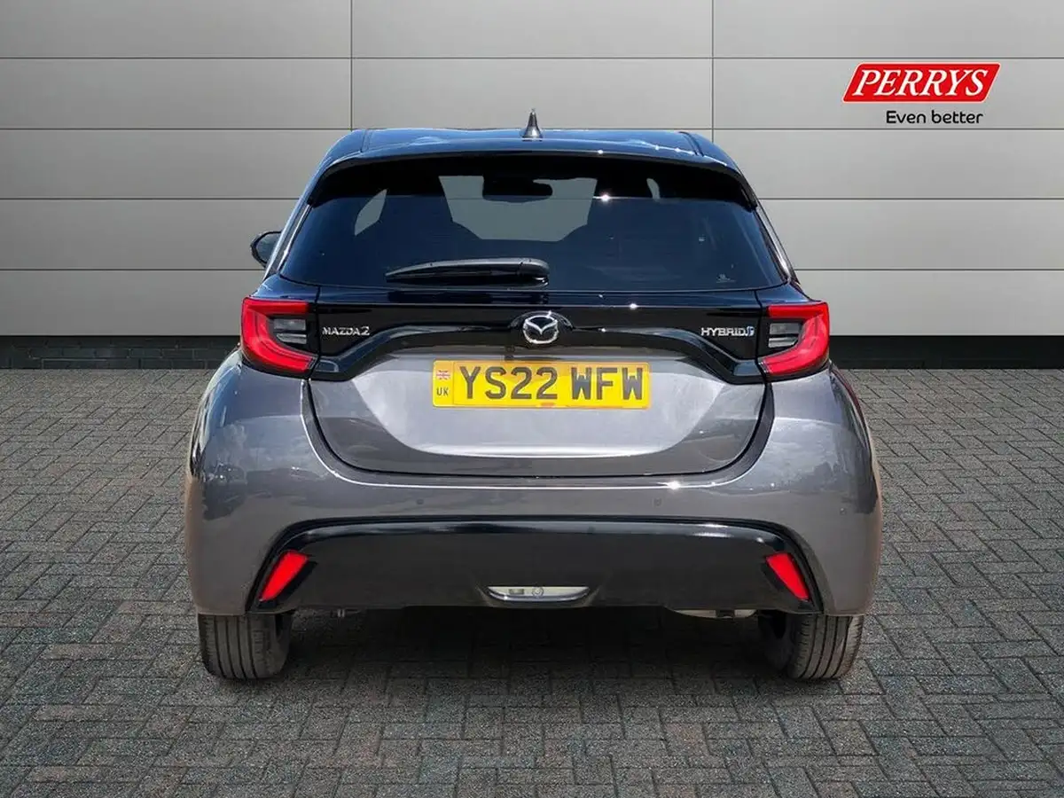 2022-mazda-mazda2-15-select-big-4