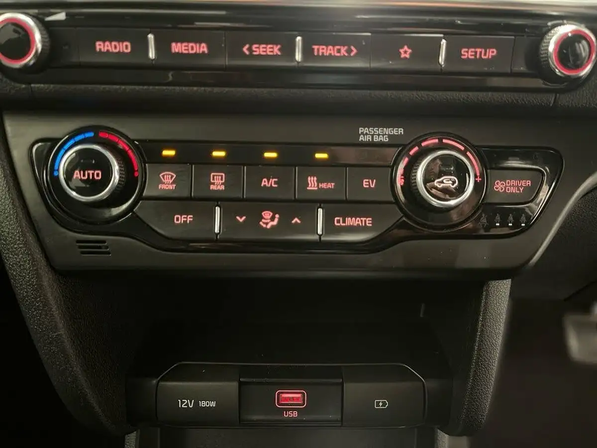 2022-kia-e-niro-ev-2-134bhp-39-big-15