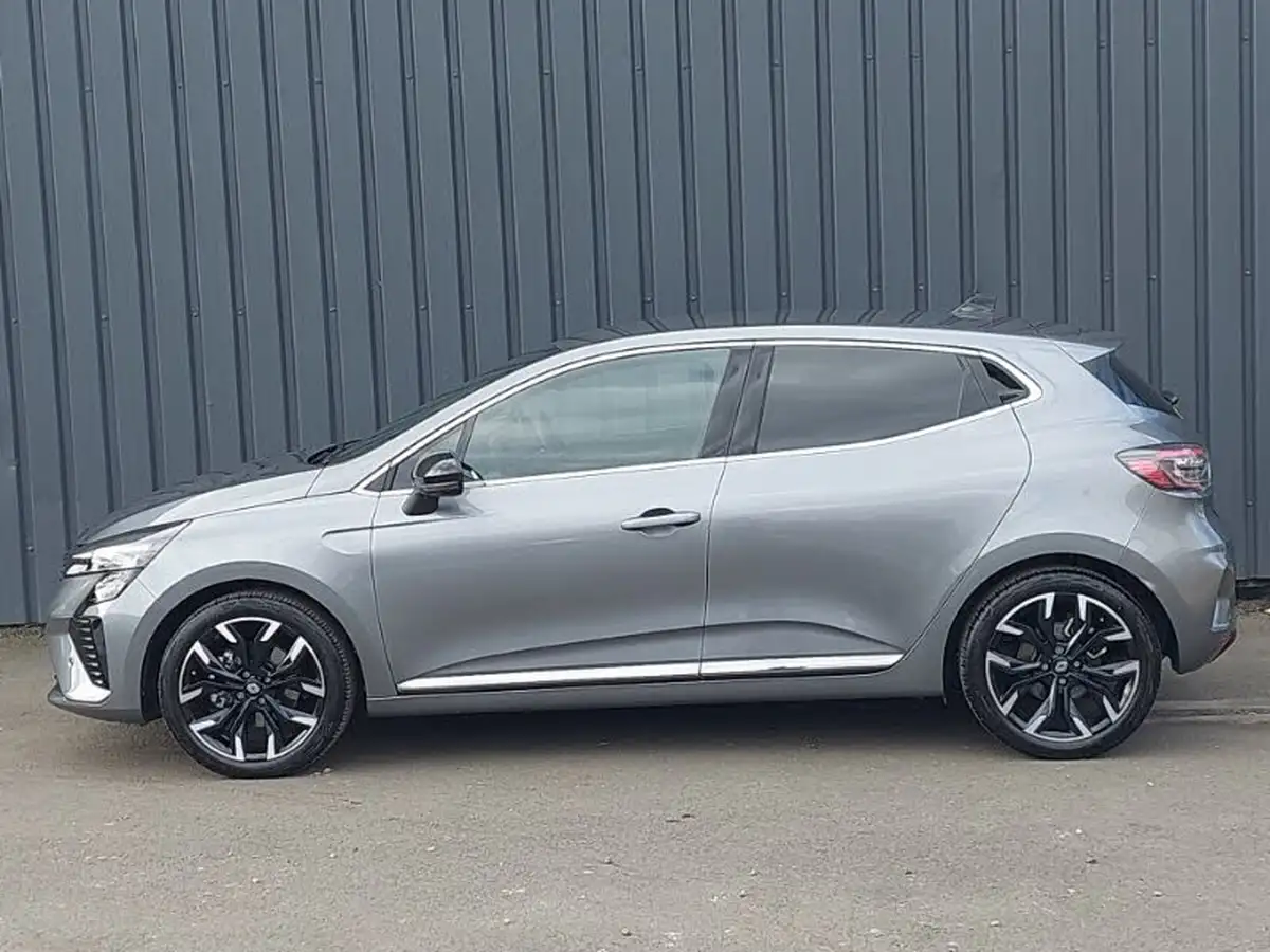 2024-renault-clio-16-techno-big-3
