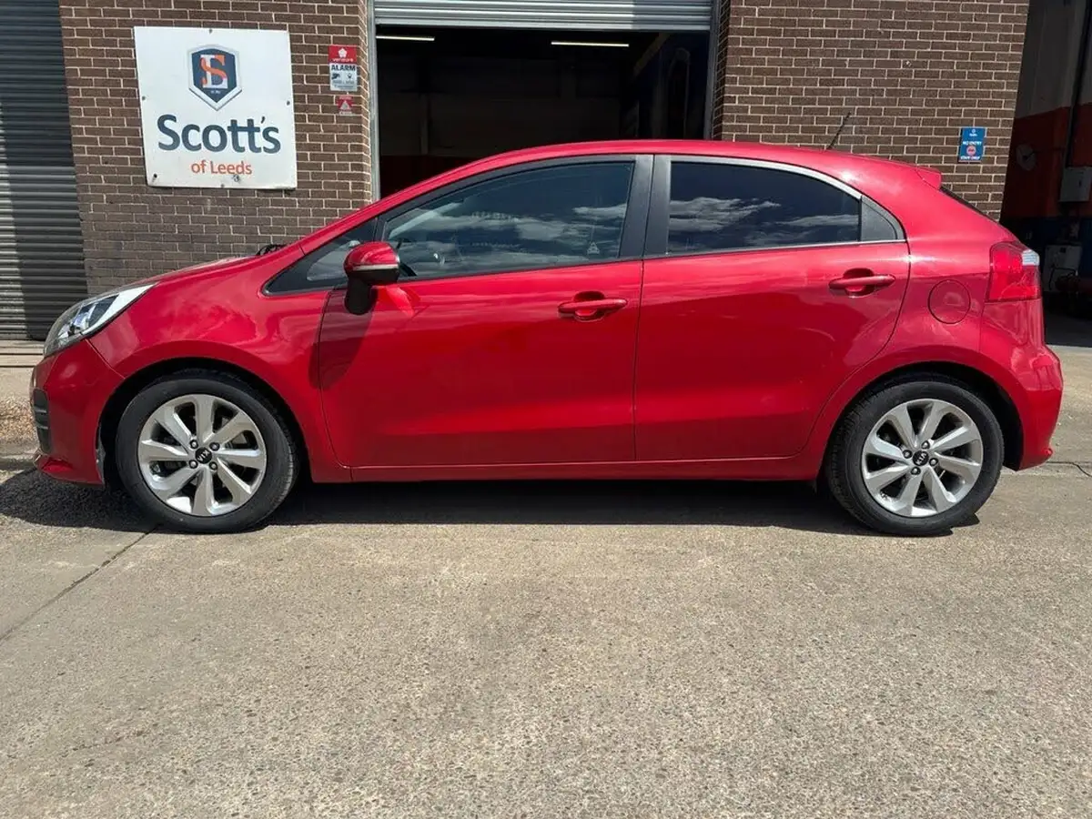 2015-kia-rio-14-2-5d-isg-big-7