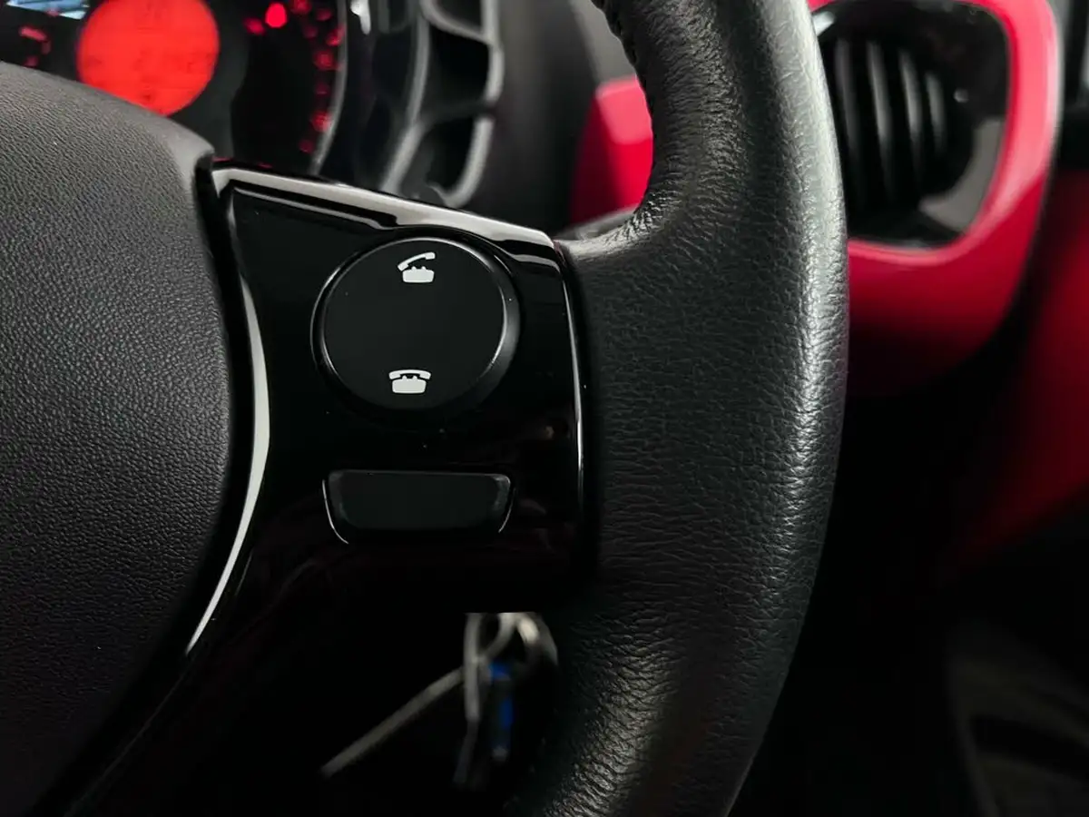 2017-toyota-aygo-10-vvt-i-x-style-71bhp-x-shift-big-24