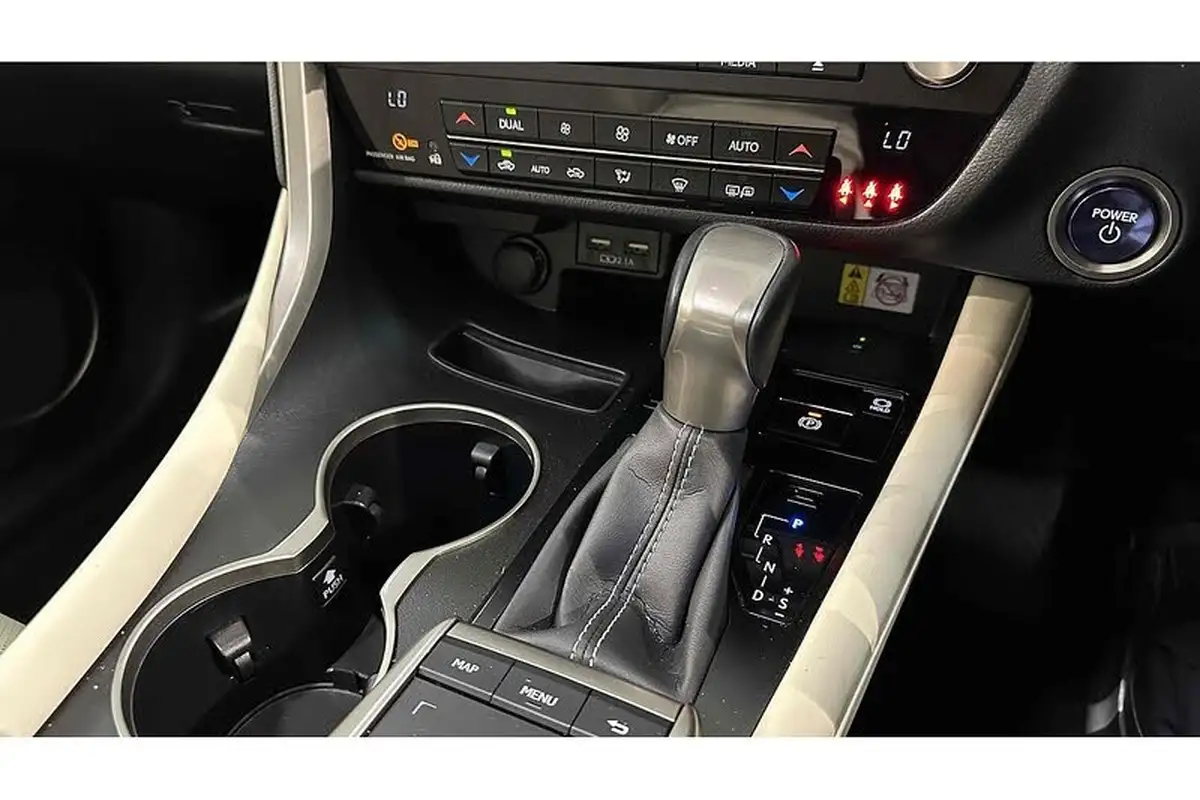 2022-lexus-rx-450h-35-rx-big-57