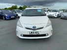 2015-toyota-prius-small-4