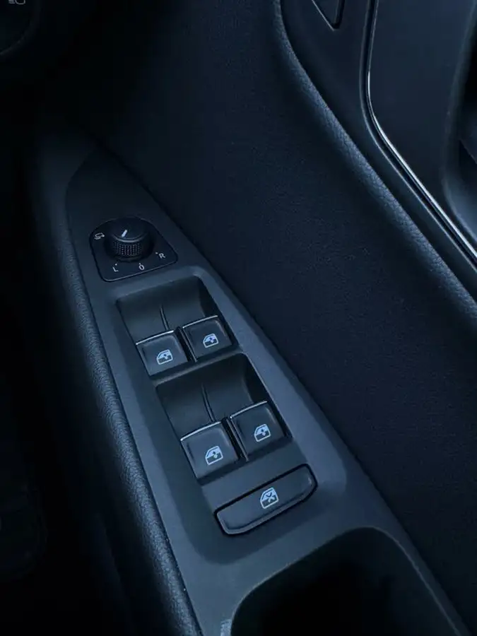 2019-seat-leon-15-tsi-evo-fr-sport-150ps-hatchback-dsg-big-59