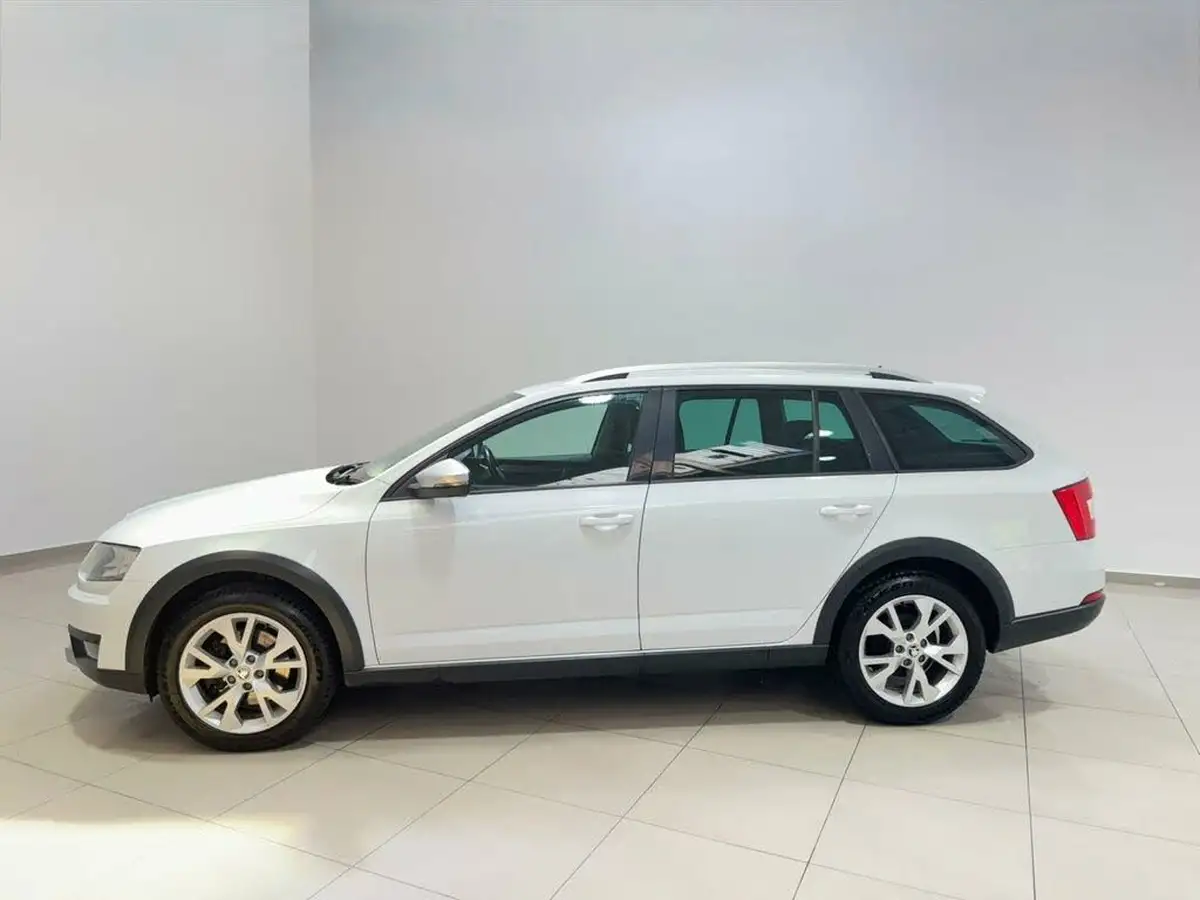 2016-skoda-octavia-20tdi-scout-184ps-dsg-big-6
