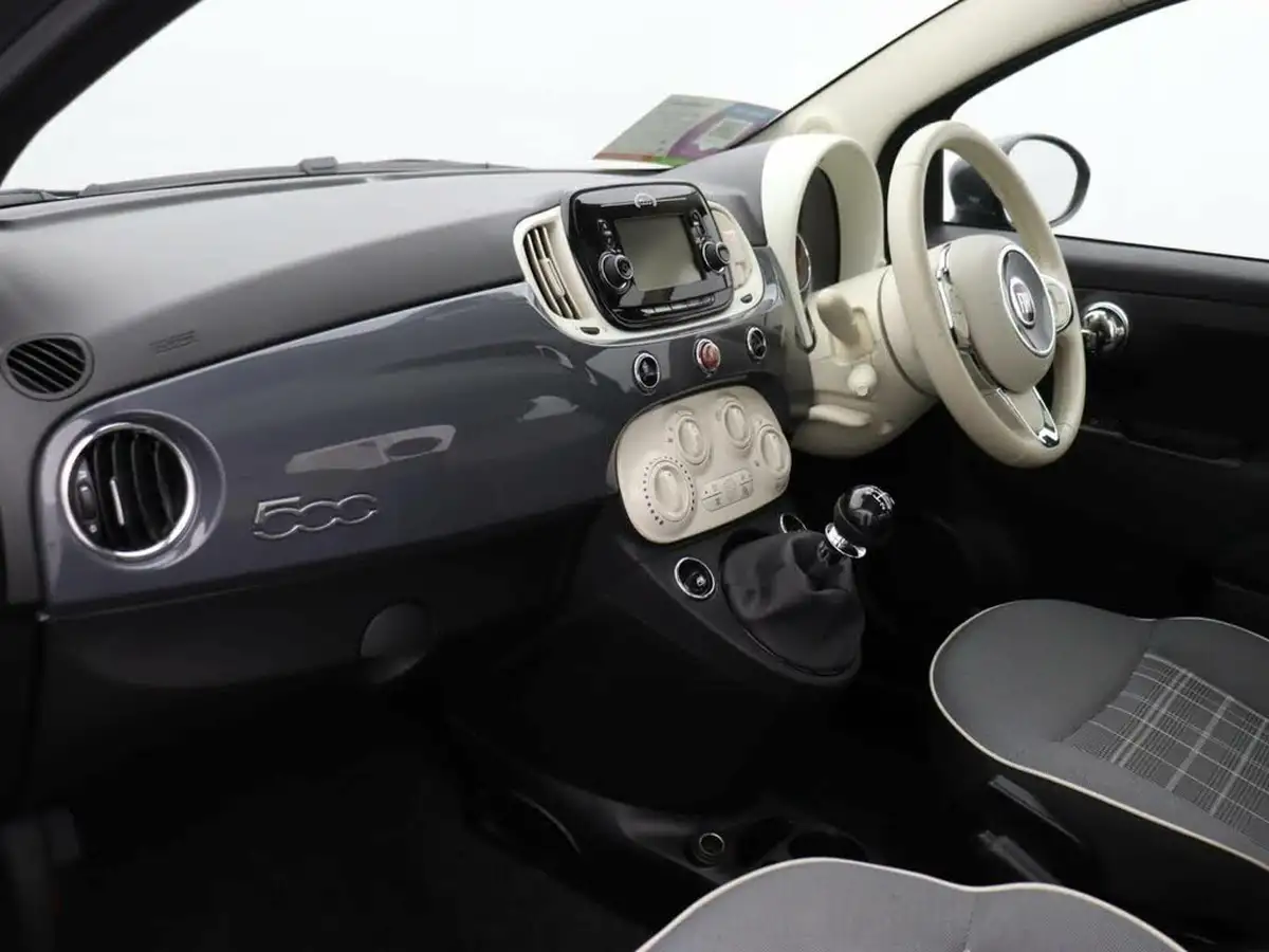 2018-fiat-500-12-lounge-big-10