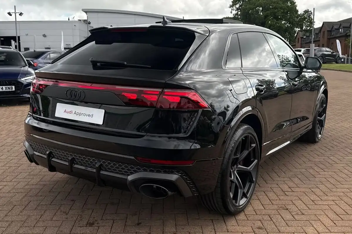 2025-audi-rs-q8-40-tfsi-carbon-vorsprung-big-57
