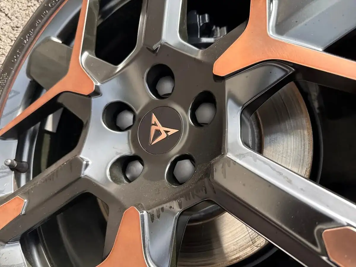 2024-cupra-leon-nf-20-tsi-vz3-300ps-hatchback-big-29