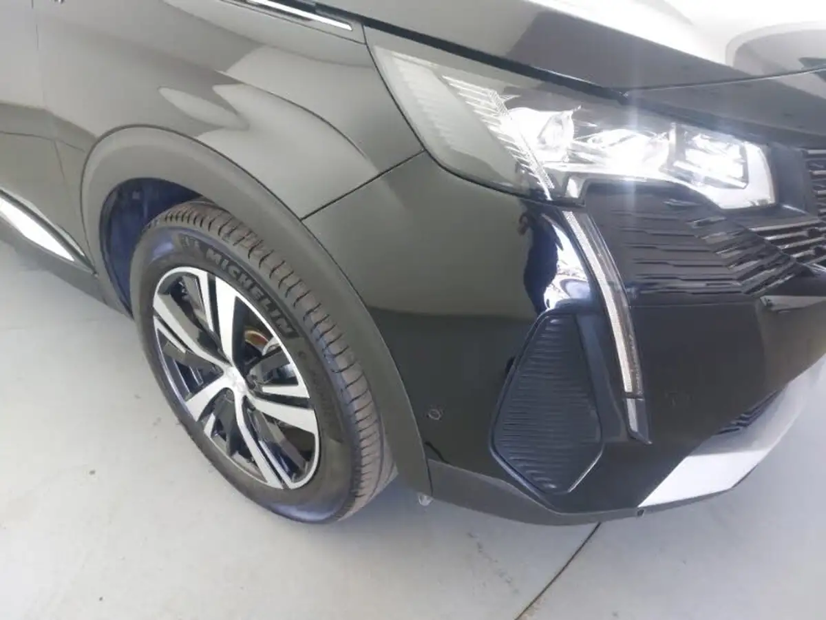 2024-peugeot-3008-suv-12-puretech-gt-136ps-hybrid-e-dsc6-big-8