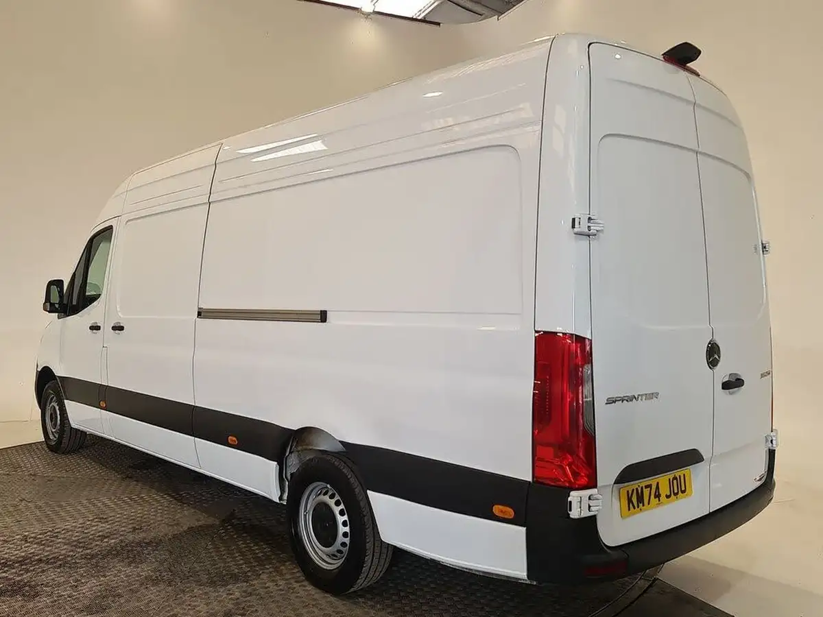 2024-mercedes-benz-sprinter-20cdi-315-l3h2-pro-eco-gear-big-2