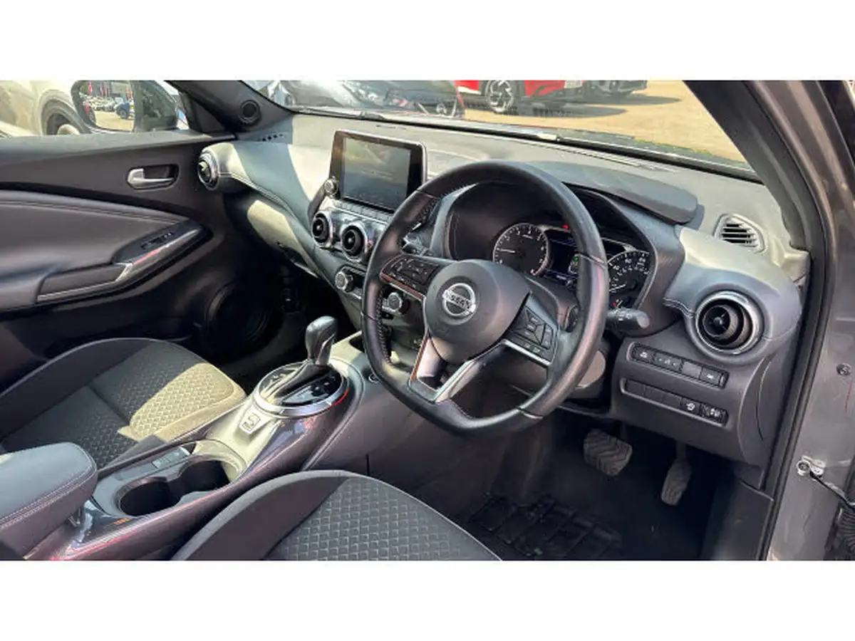 2020-nissan-juke-10-dig-t-n-connecta-117ps-dct-big-10