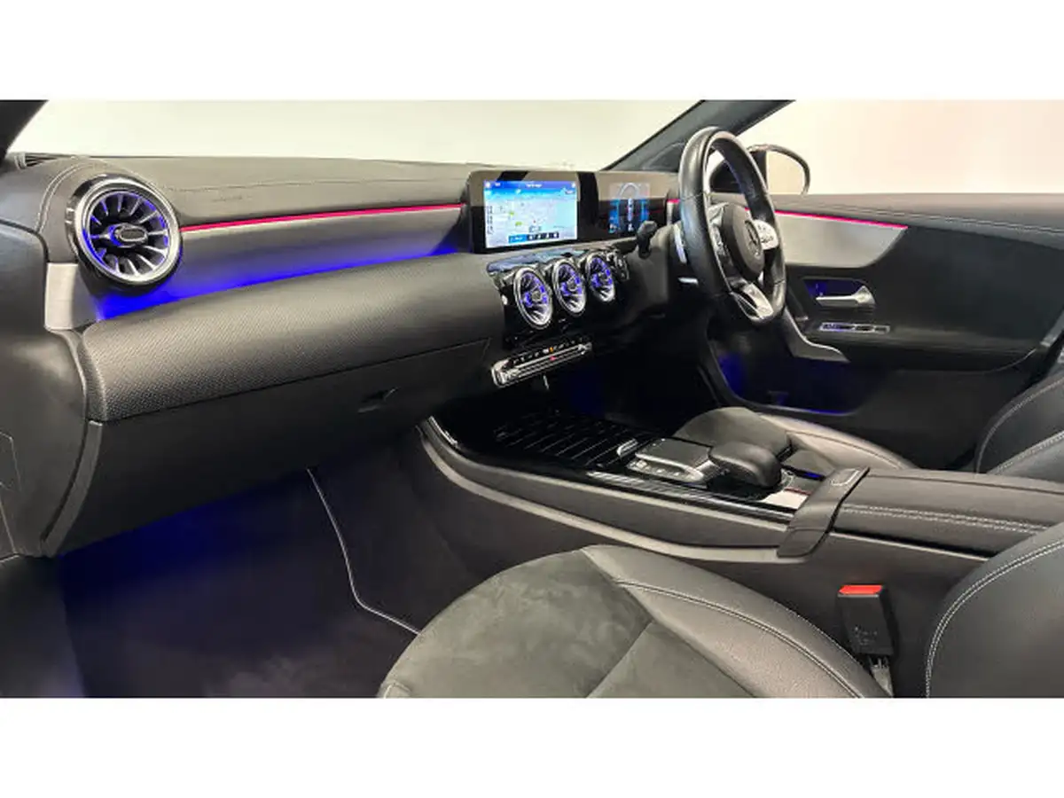 2021-mercedes-benz-a-class-13-a180-amg-line-executive-edition-hatchback-5d-7g-dct-big-8