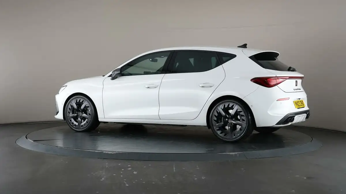 2023-cupra-leon-nf-20-tsi-vz3-300ps-hatchback-big-73