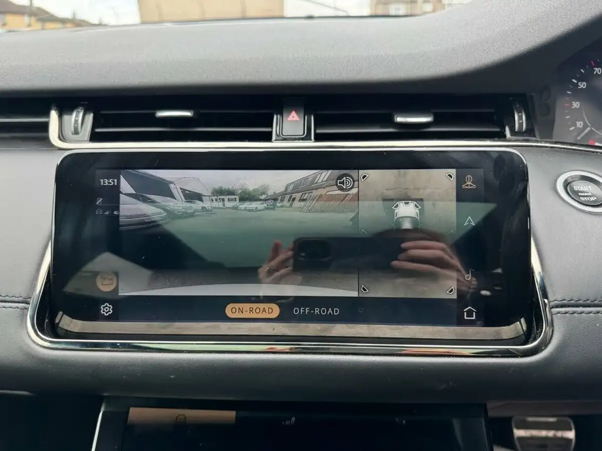 2021-land-rover-range-rover-evoque-15-p300e-r-dynamic-hse-big-20
