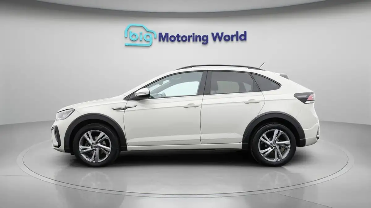 2022-volkswagen-taigo-10-tsi-r-line-big-4