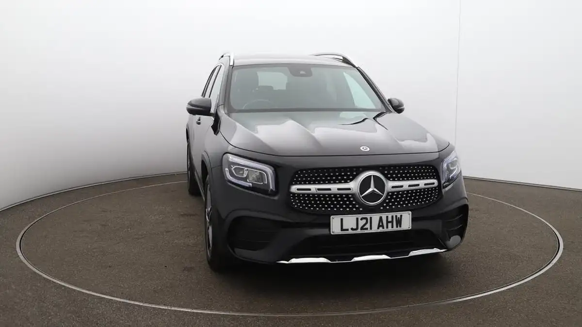 2021-mercedes-benz-glb-class-13-glb200-amg-line-8g-tronic-big-32
