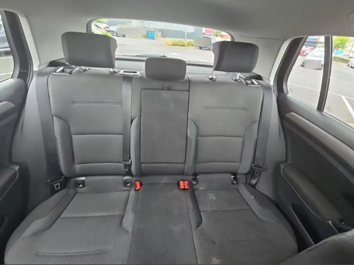 2015-volkswagen-golf-16tdi-match-110ps-bmtss-5d-dsg-big-6