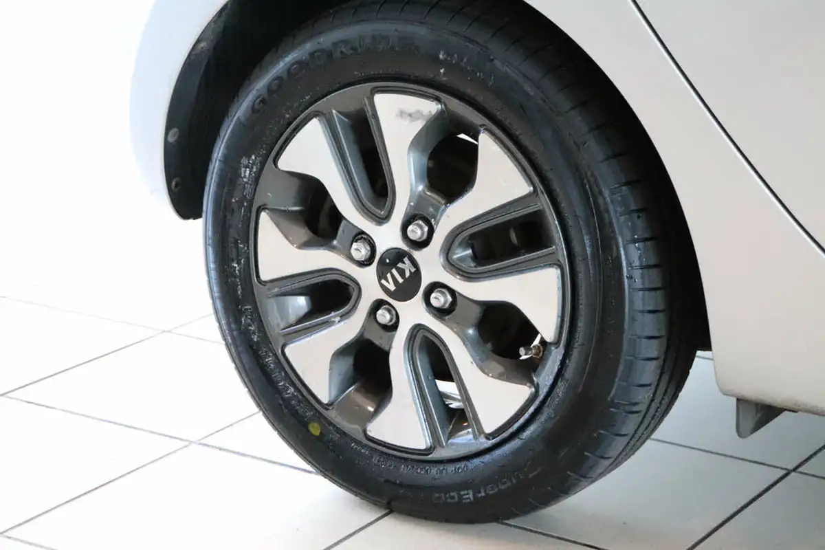 2016-kia-picanto-125-picanto-2-auto-big-76