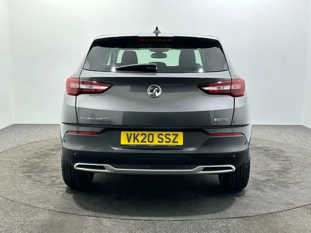 2020-vauxhall-grandland-x-12-sri-nav-big-6