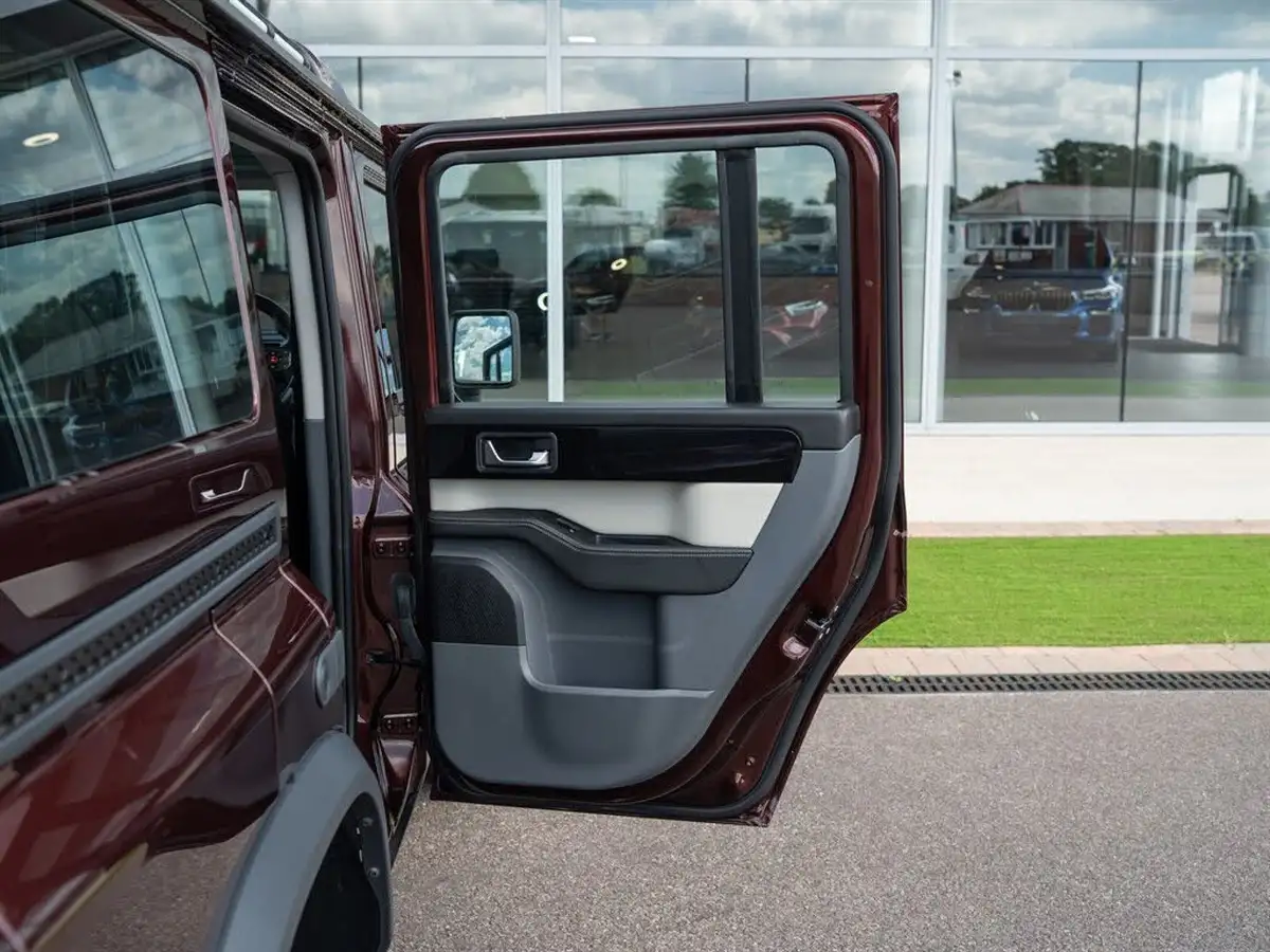 2024-ineos-grenadier-30-286pseu6d2-seat-commercial-panel-van-big-19