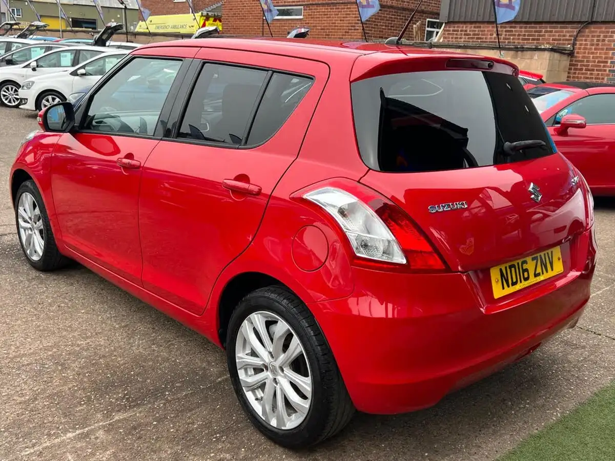 2016-suzuki-swift-12-sz4-94ps-nav-5d-big-41
