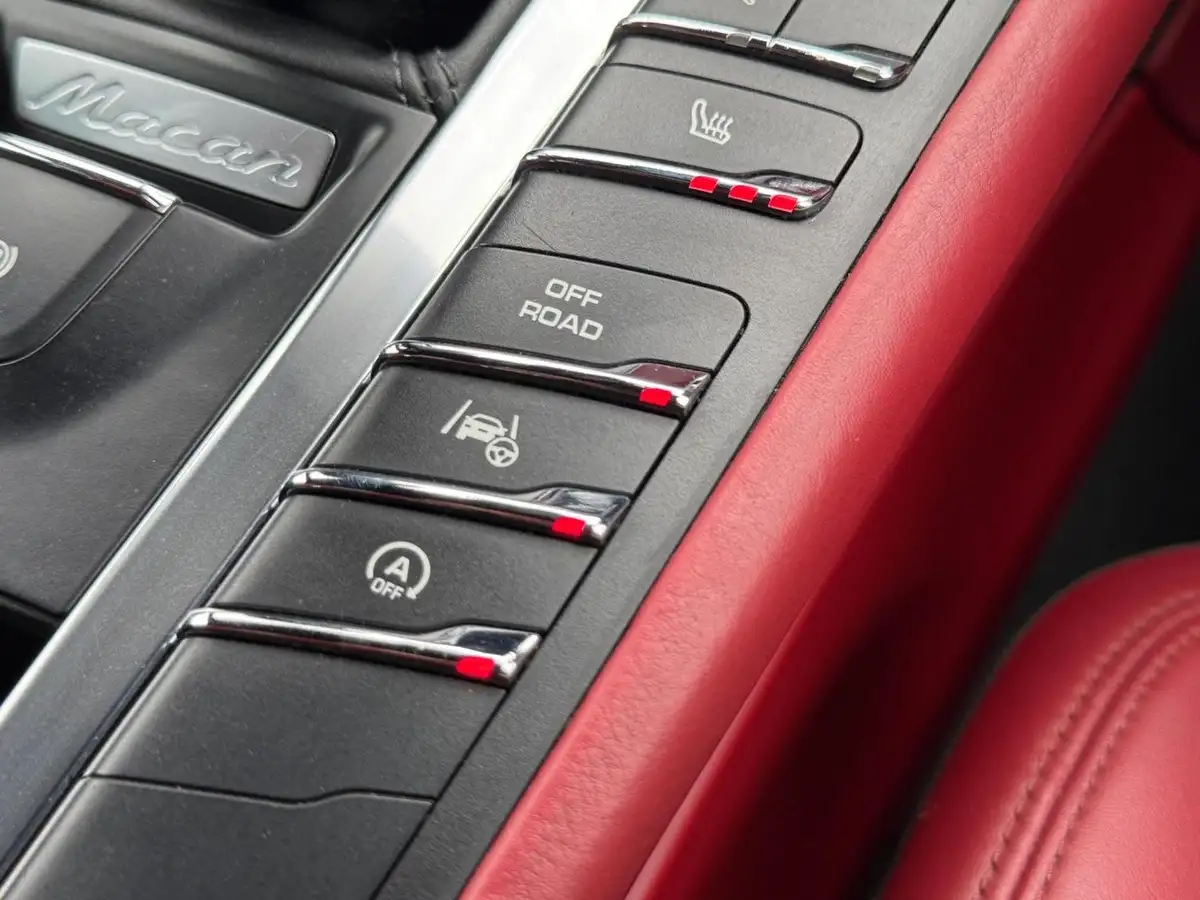 2015-porsche-macan-30td-s-big-29