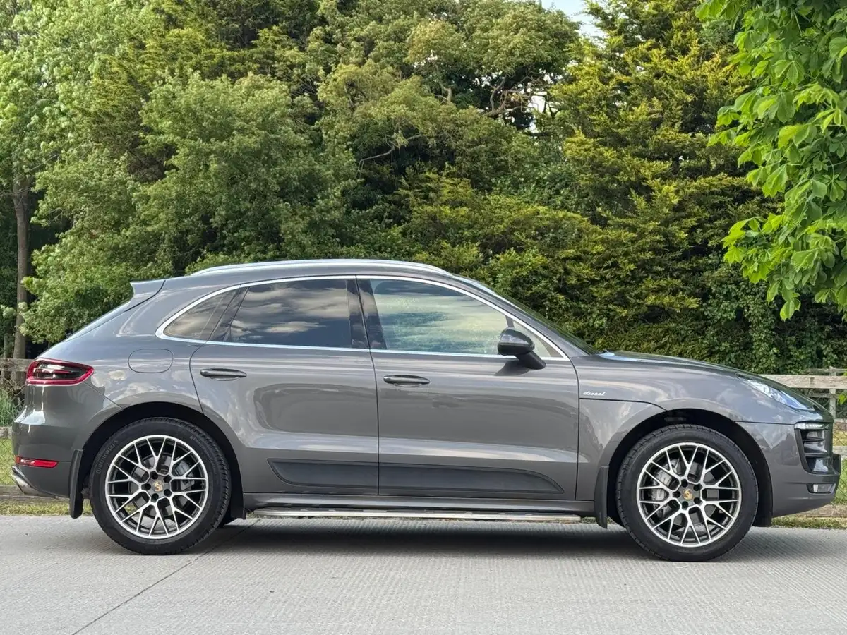 2015-porsche-macan-30td-s-big-1
