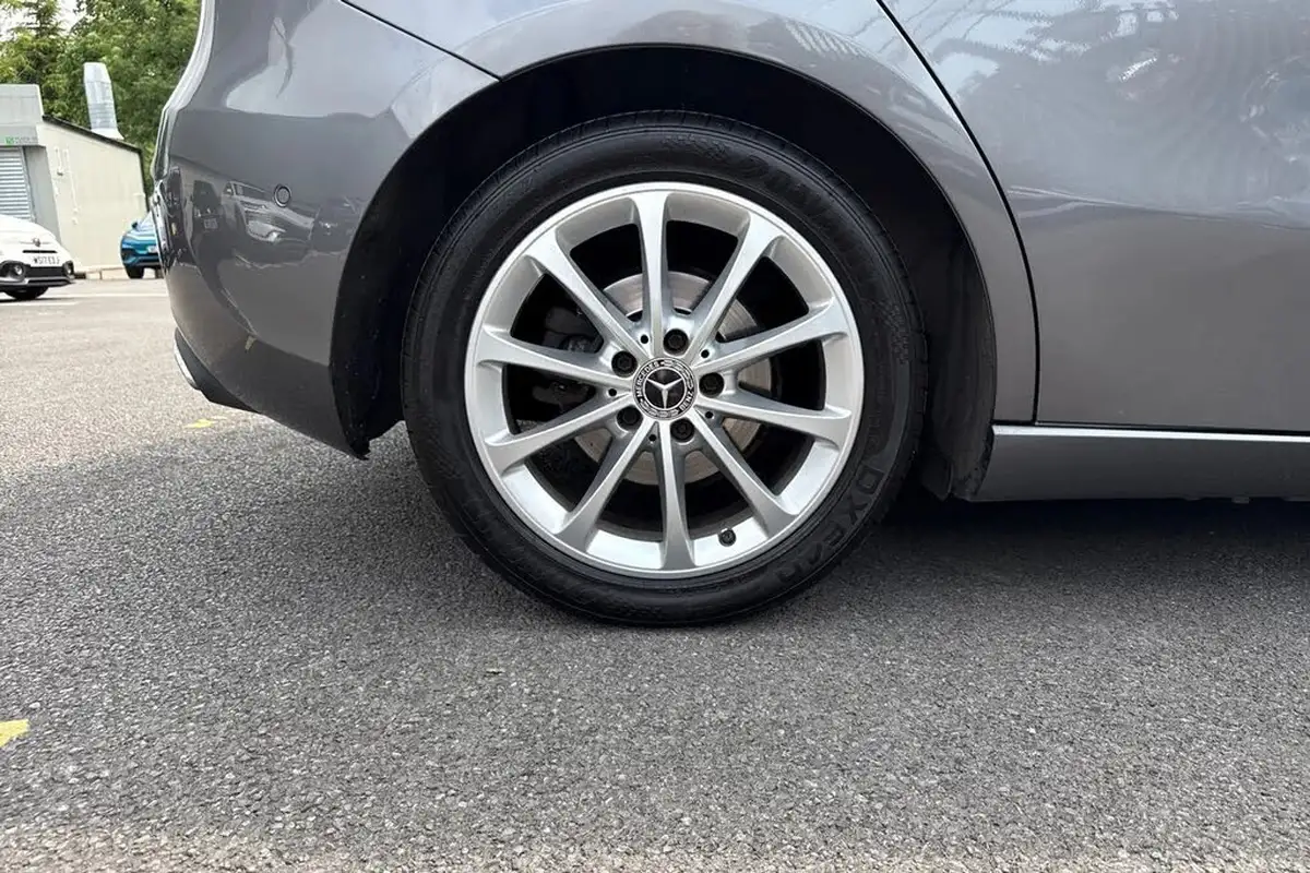 2018-mercedes-benz-a-class-15d-a180d-sport-116ps-executivess-hatchback-5d-7g-dct-big-10